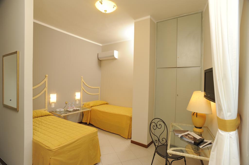 Hotel Europa Reggello Quarto foto