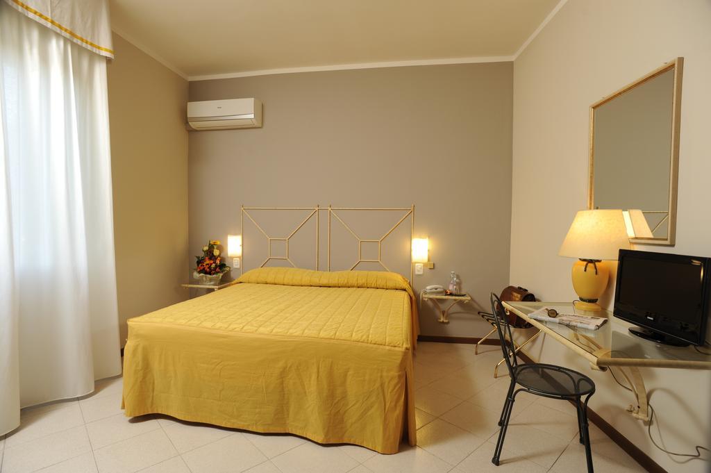 Hotel Europa Reggello Quarto foto